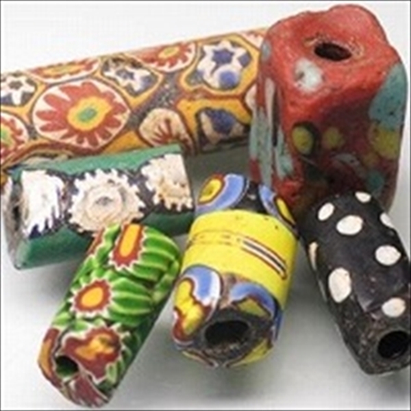 03-027| TOKO-BEADS | African lampwork glass beads