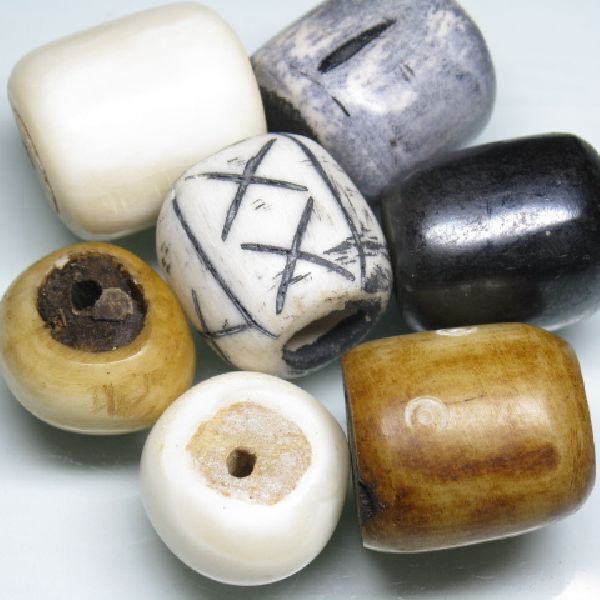 08-017| TOKO-BEADS | African bone beads