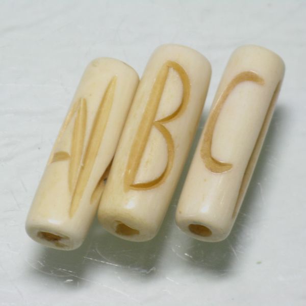 08-046| TOKO-BEADS | Indian tube type bone beads(Alphabet)