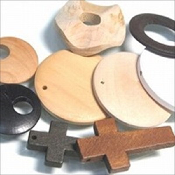 09-068| TOKO-BEADS | Wood charm