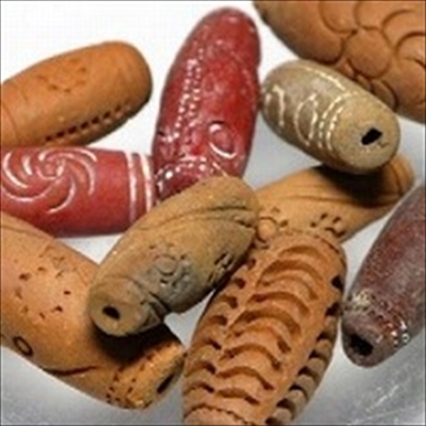 10-017| TOKO-BEADS | Java clay beads