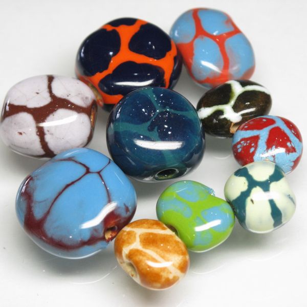 10-136| TOKO-BEADS | Kenyan ceramic beads (Size:M-S)