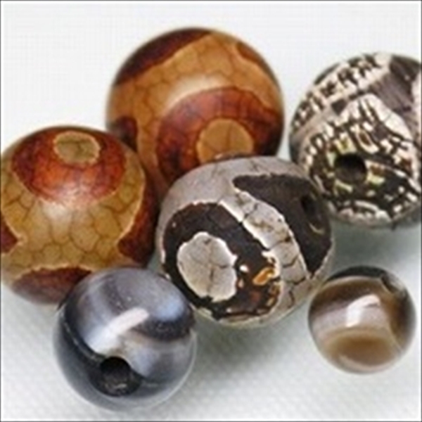 14-033| TOKO-BEADS | Antique Tibetan Agate Beads