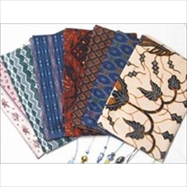 16-001| TOKO-BEADS | Book jacket (Batik/Thai silk)