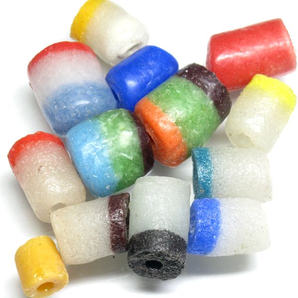 19-002| TOKO-BEADS | Plain African glass beads